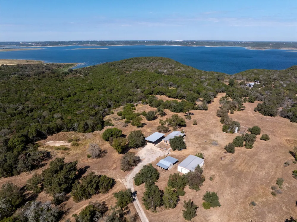 8520 Brewer Lane Salado, TX 76571