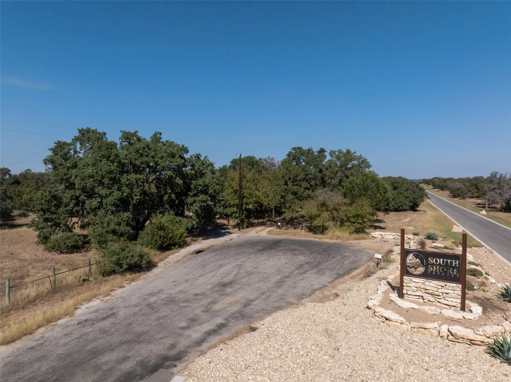 8520 Brewer Lane Salado, TX 76571