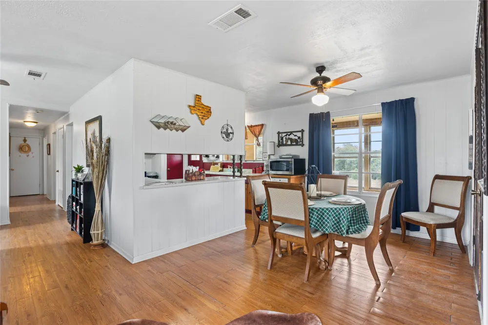8520 Brewer Lane Salado, TX 76571