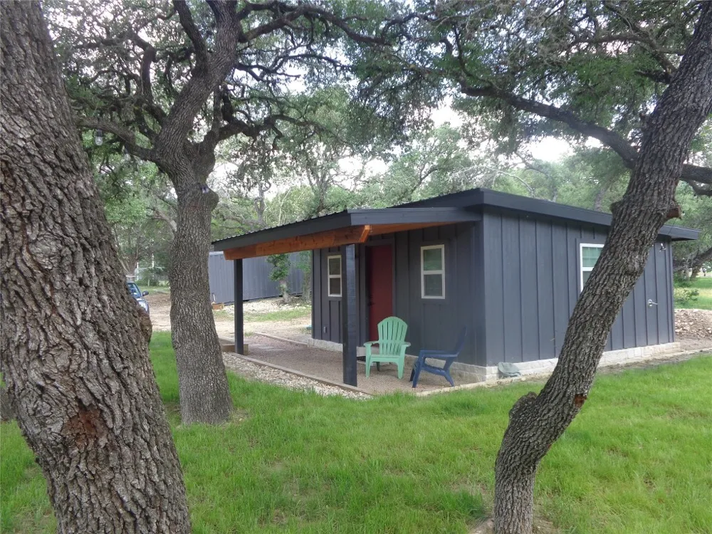 1009 Edgewater Falls Canyon Lake, TX 78133