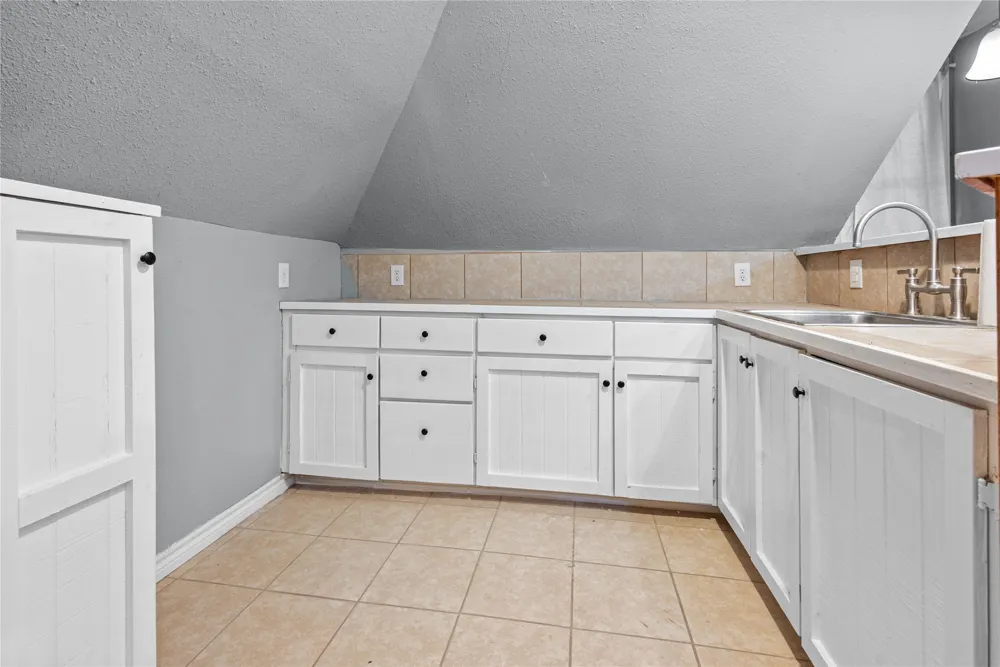 405 Walker Street Eustace, TX 75124