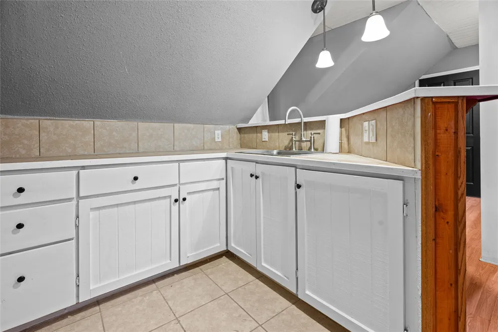405 Walker Street Eustace, TX 75124