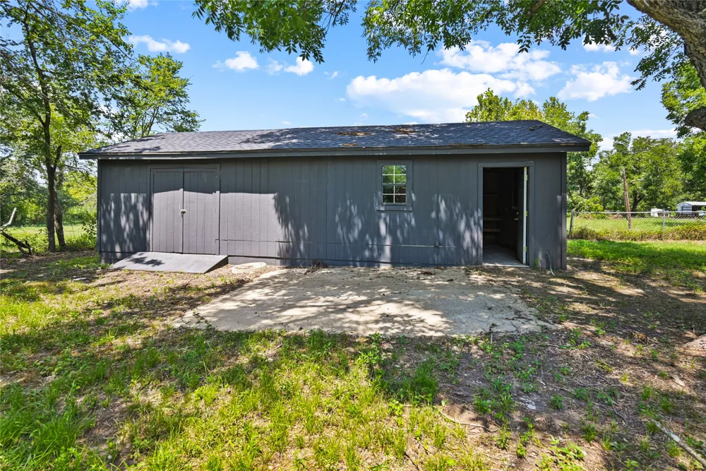 405 Walker Street Eustace, TX 75124