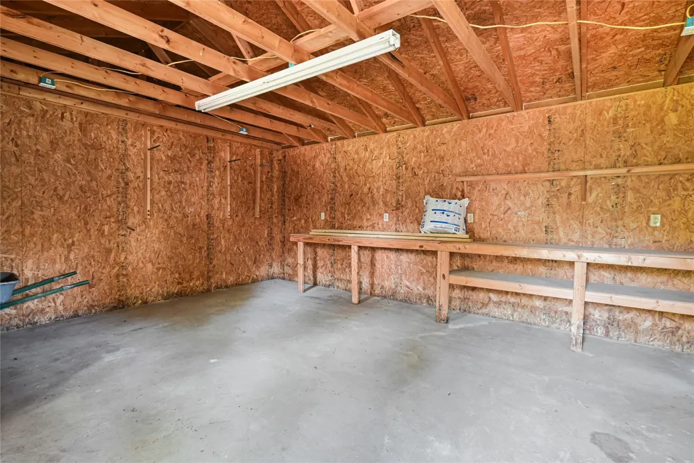 405 Walker Street Eustace, TX 75124