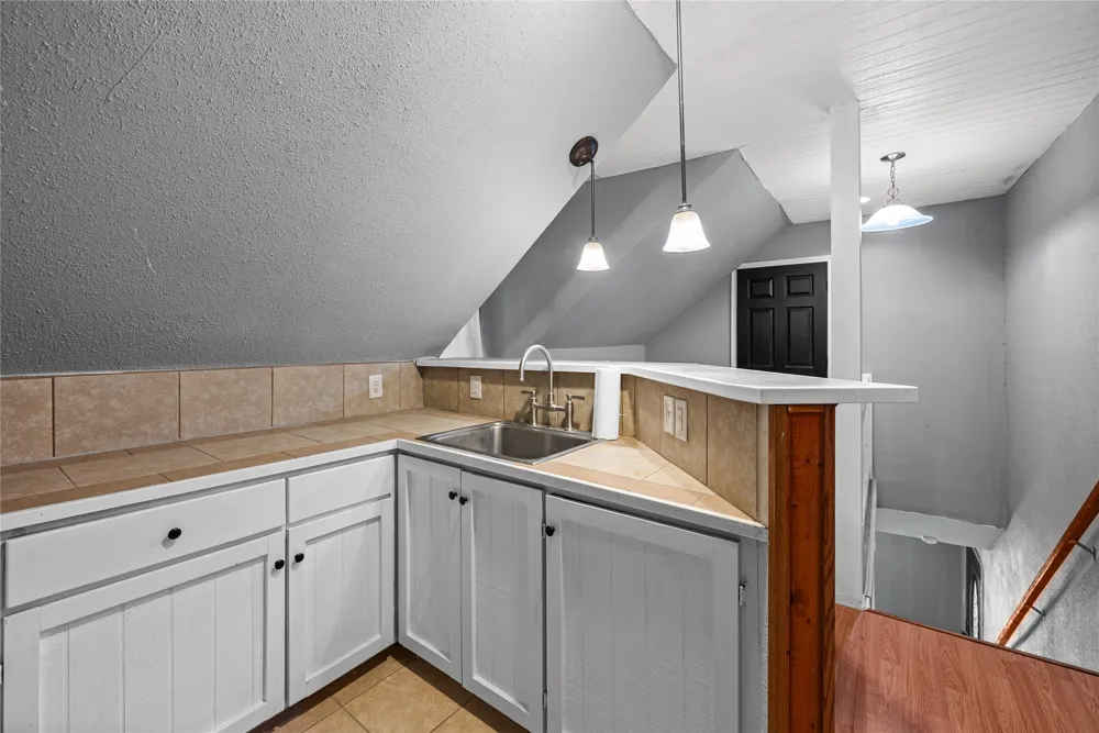 405 Walker Street Eustace, TX 75124