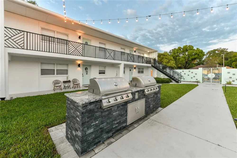 807 S HOWARD AVENUE #106 Tampa, FL 33606