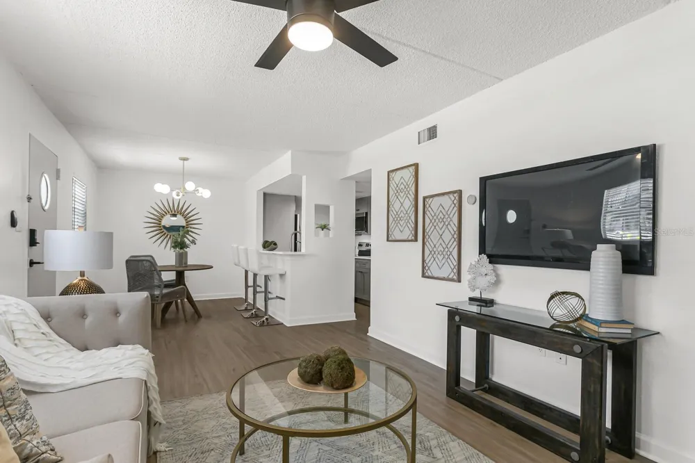 807 S HOWARD AVENUE #106 Tampa, FL 33606