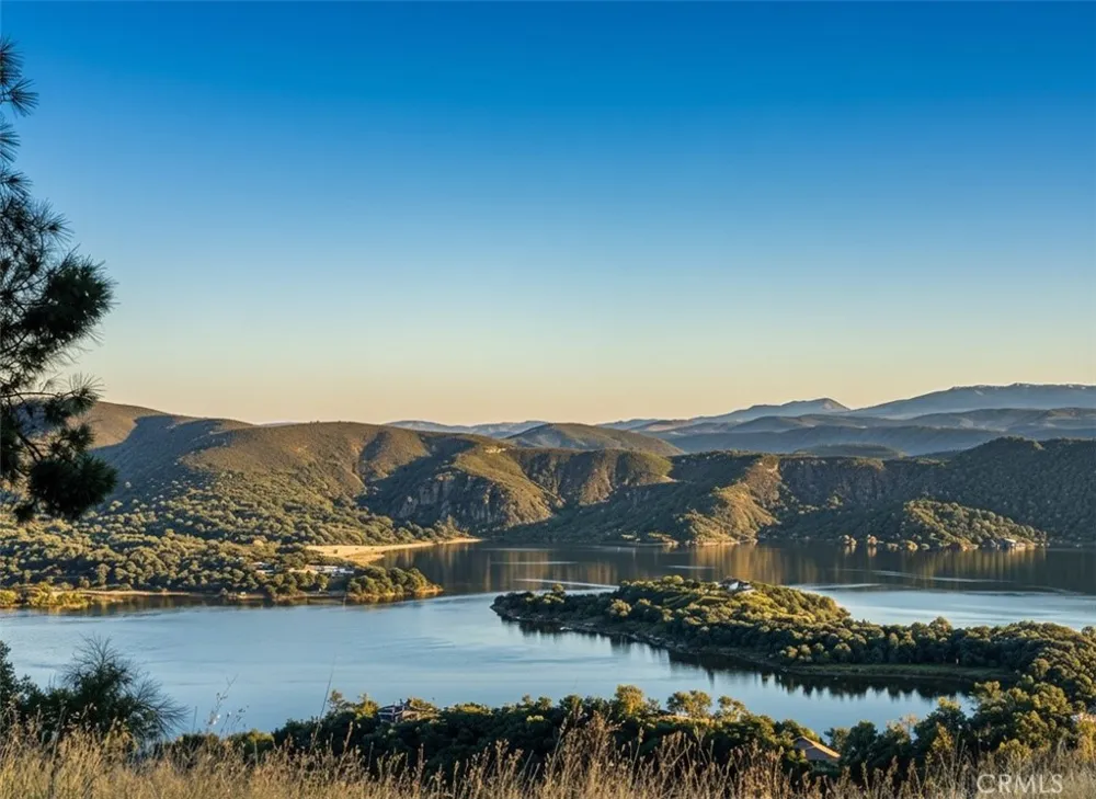 12230 Cerrito Drive Clearlake Oaks, CA 95423