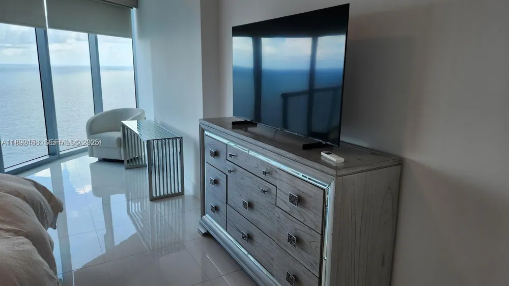 17001 Collins Ave #3705 Sunny Isles Beach, FL 33160