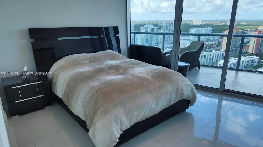 17001 Collins Ave #3705 Sunny Isles Beach, FL 33160