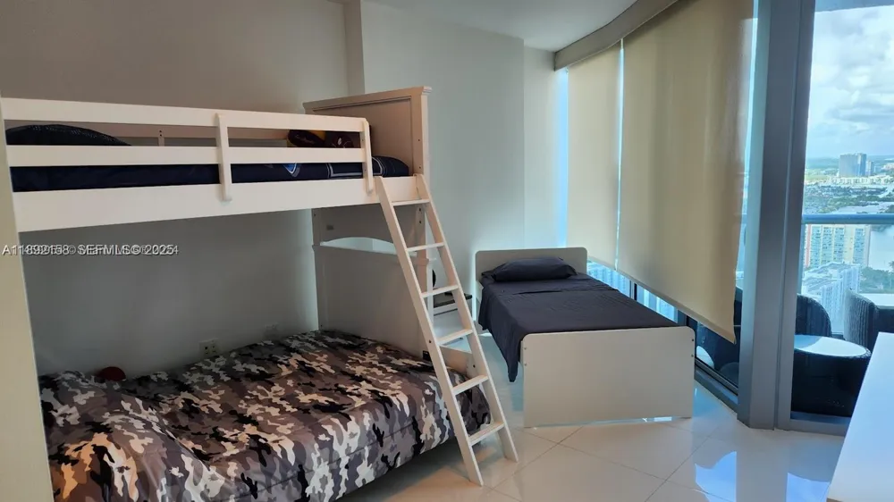 17001 Collins Ave #3705 Sunny Isles Beach, FL 33160