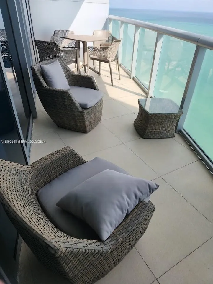 17001 Collins Ave #3705 Sunny Isles Beach, FL 33160
