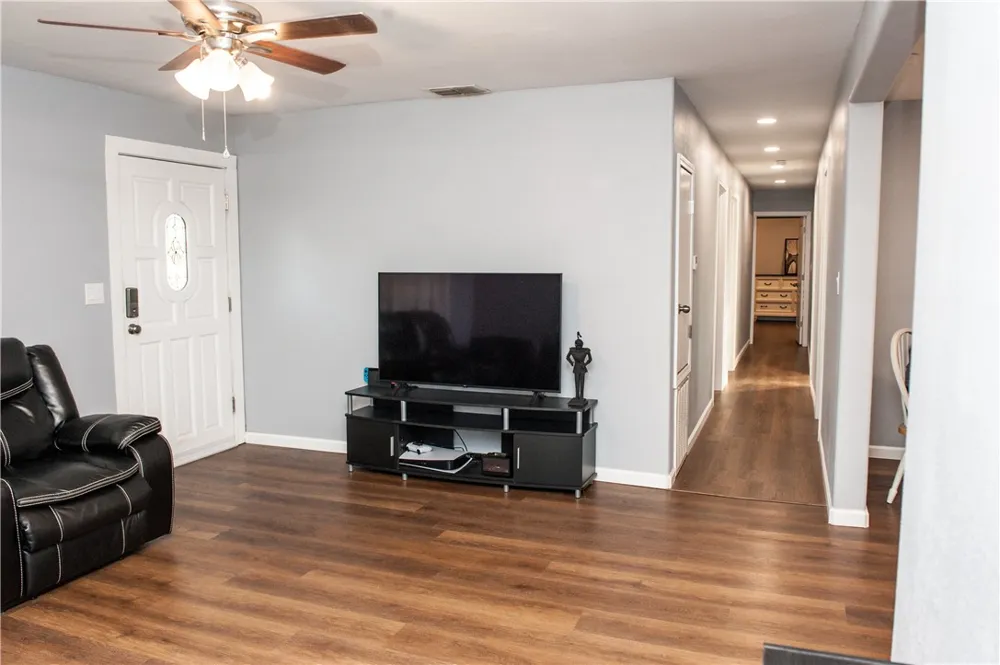 2741 Beaumont Avenue Ingleside, TX 78362