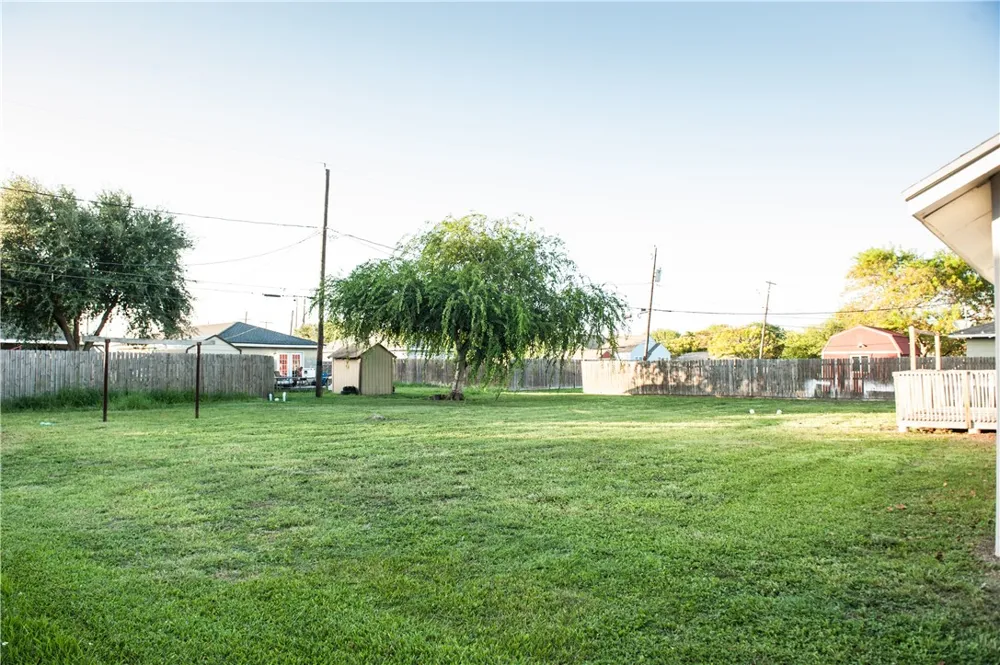 2741 Beaumont Avenue Ingleside, TX 78362