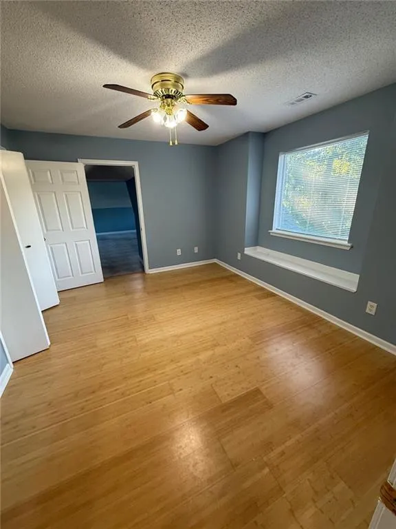 2337 Hollonville Road Brooks, GA 30205