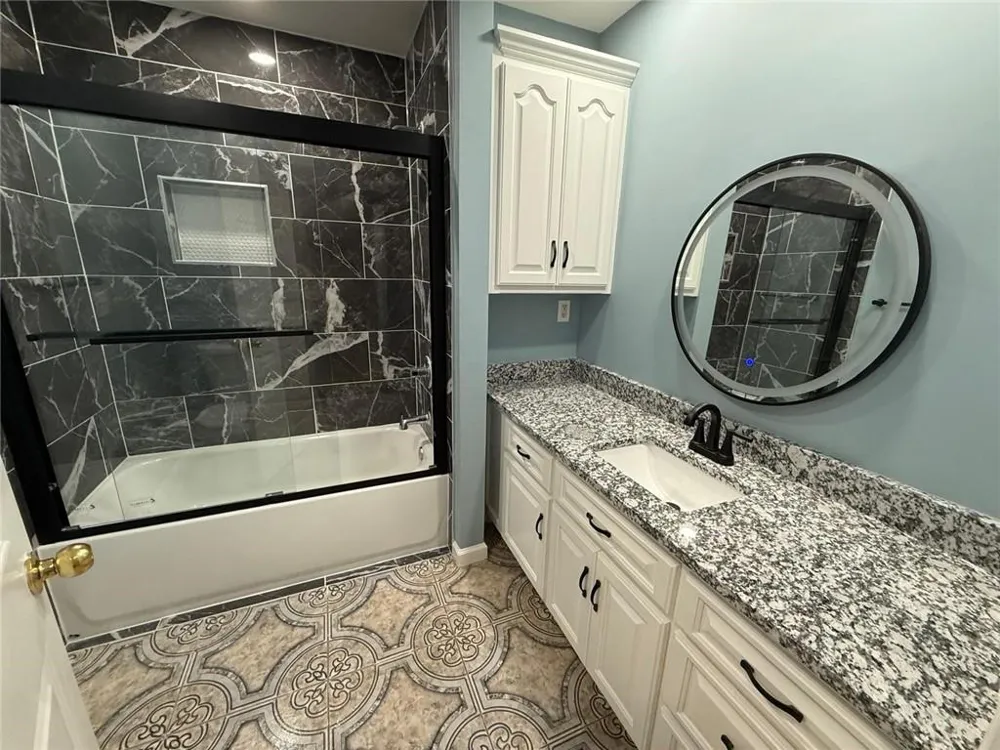 2337 Hollonville Road Brooks, GA 30205