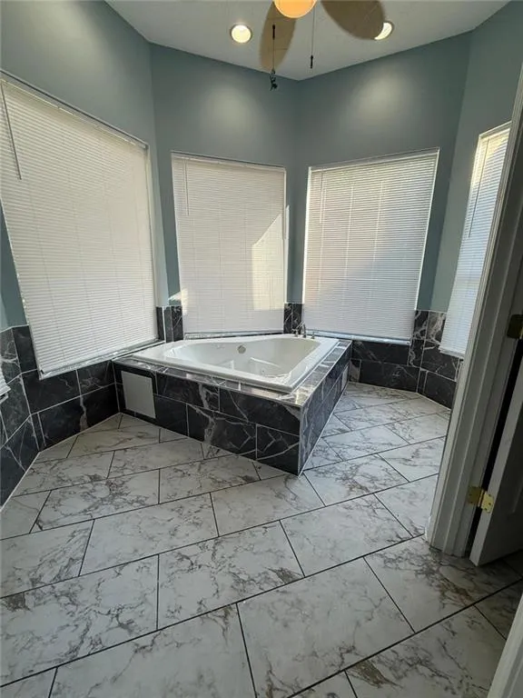 2337 Hollonville Road Brooks, GA 30205