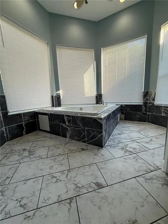 2337 Hollonville Road Brooks, GA 30205