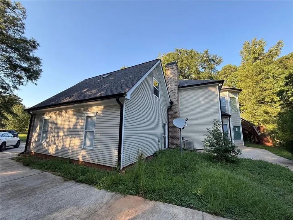 2337 Hollonville Road Brooks, GA 30205