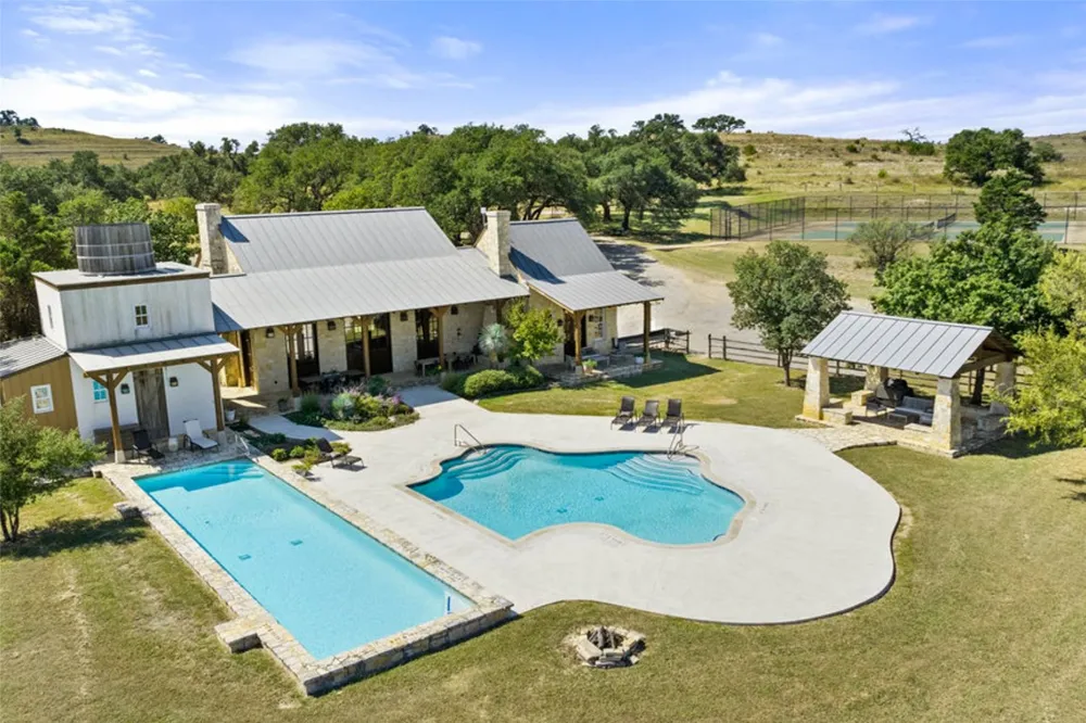 1655 Walnut Springs Road Johnson City, TX 78636