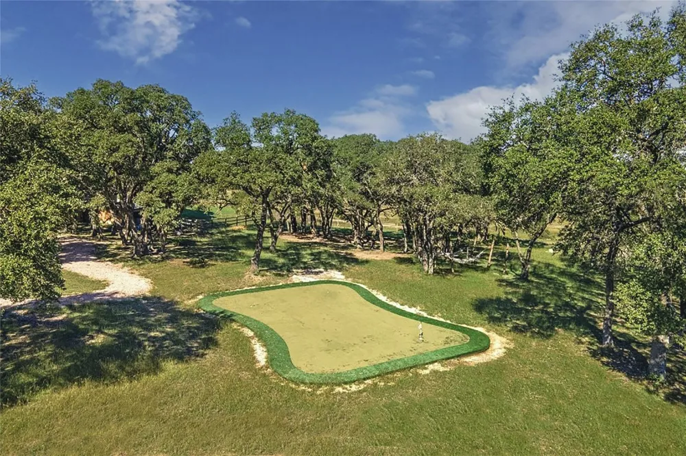 1655 Walnut Springs Road Johnson City, TX 78636