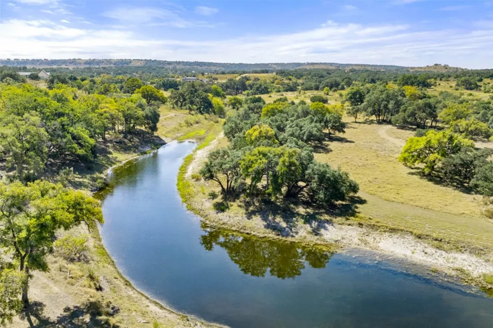 1655 Walnut Springs Road Johnson City, TX 78636