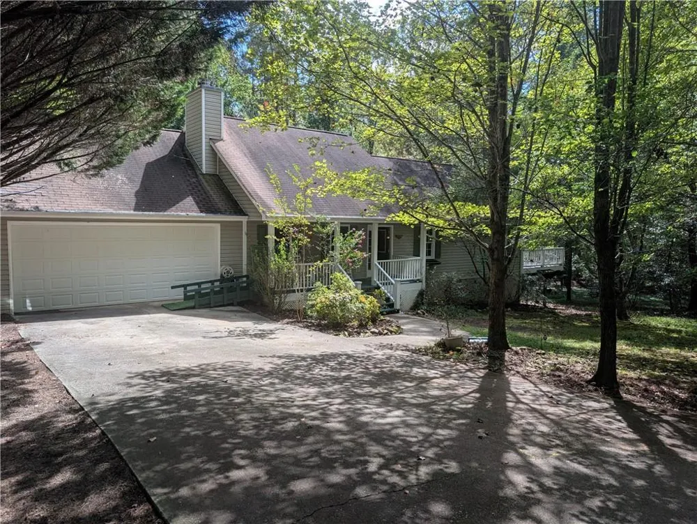 191 Bern Vista Sautee Nacoochee, GA 30571