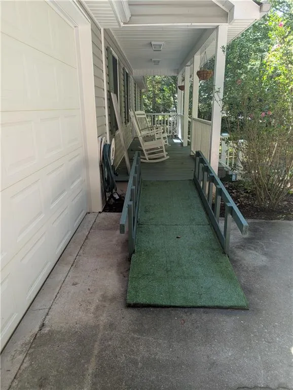 191 Bern Vista Sautee Nacoochee, GA 30571