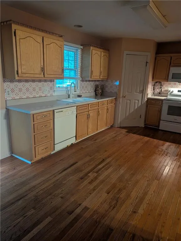 191 Bern Vista Sautee Nacoochee, GA 30571