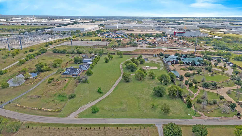 14362 Chaparral Lane Roanoke, TX 76262