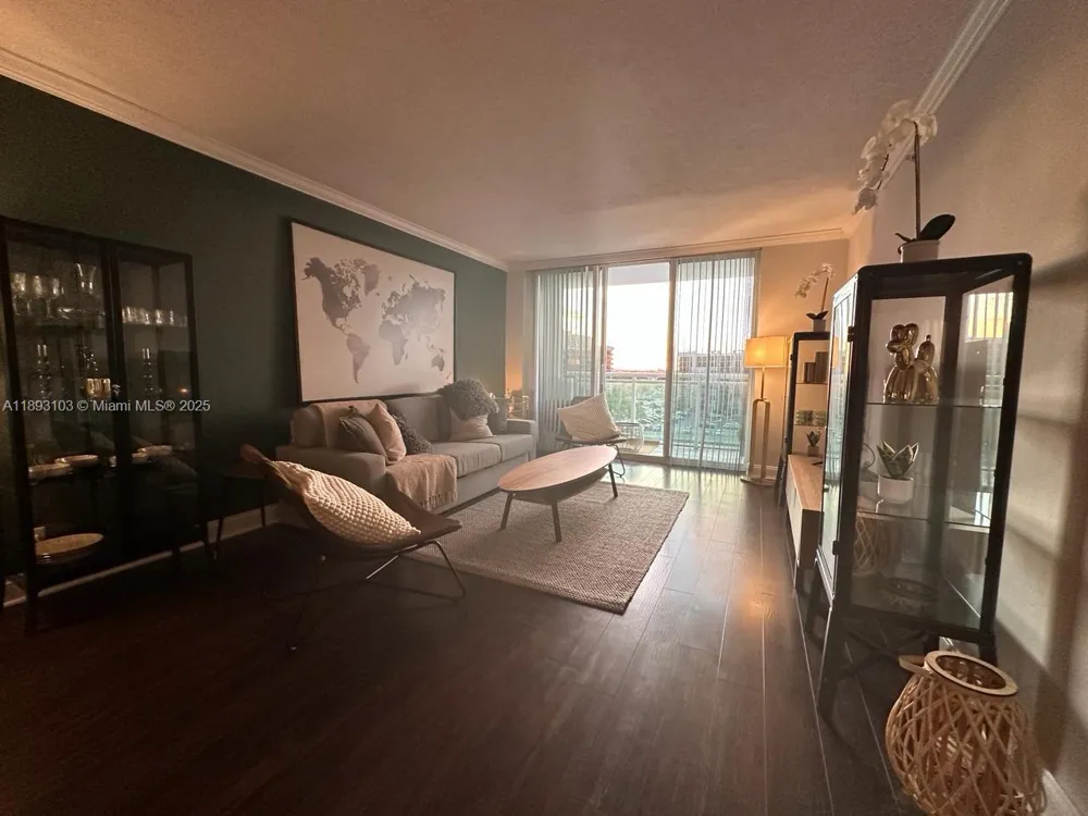 3000 S Ocean Dr #612 Hollywood, FL 33019
