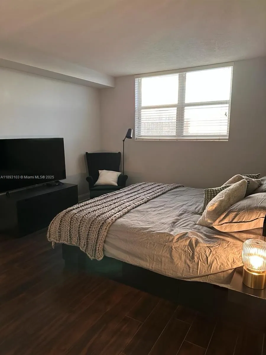 3000 S Ocean Dr #612 Hollywood, FL 33019