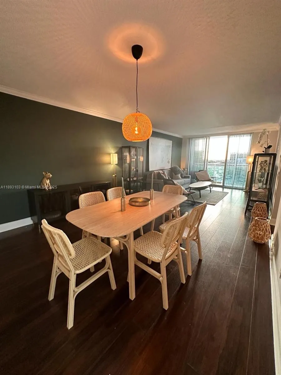 3000 S Ocean Dr #612 Hollywood, FL 33019