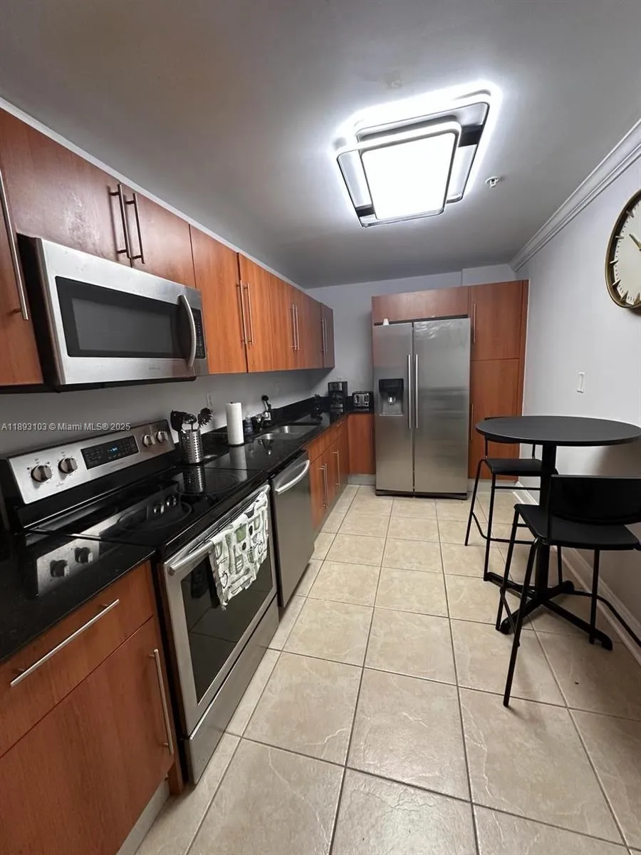 3000 S Ocean Dr #612 Hollywood, FL 33019