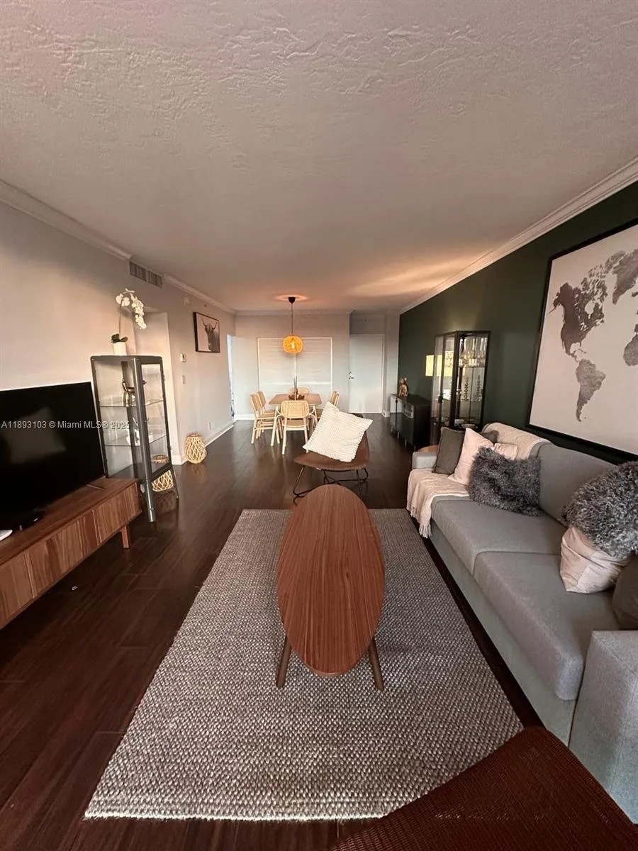 3000 S Ocean Dr #612 Hollywood, FL 33019