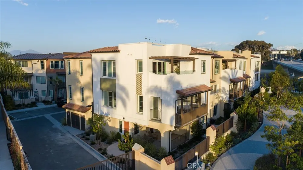 1529 Doheny Way Dana Point, CA 92629