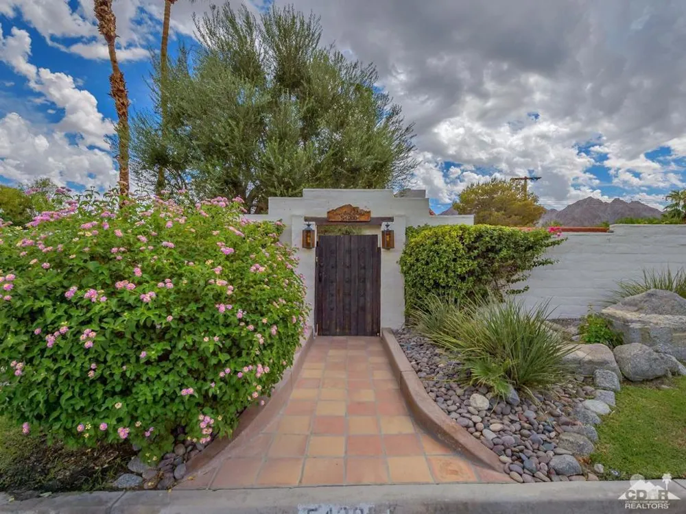 54200 Avenida Cortez La Quinta, CA 92253