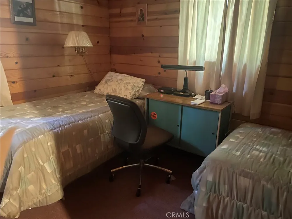 24327 Montreaux Crestline, CA 92325