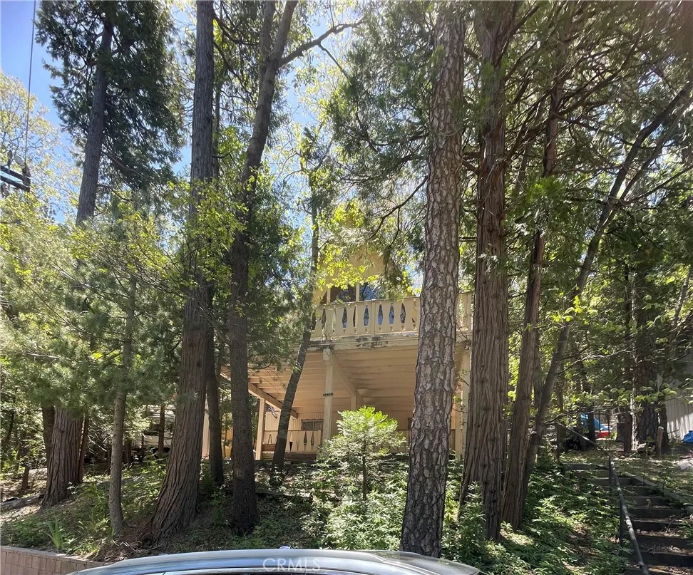 24327 Montreaux Crestline, CA 92325