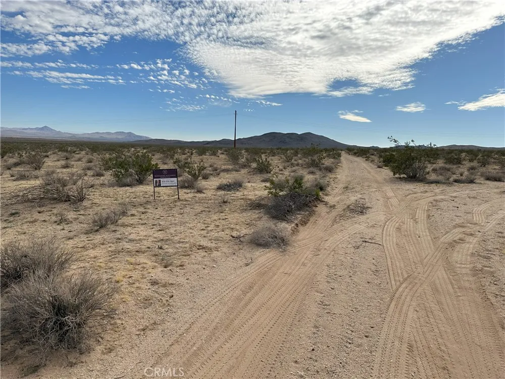 Hillview Road Hinkley, CA 92347