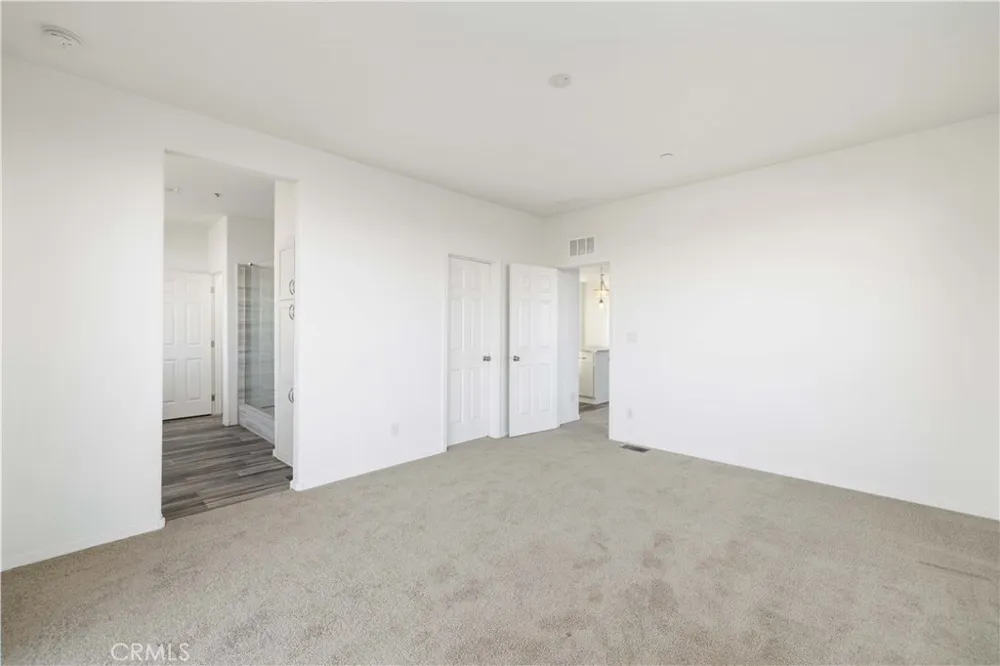 30440 104th E Littlerock, CA 93543