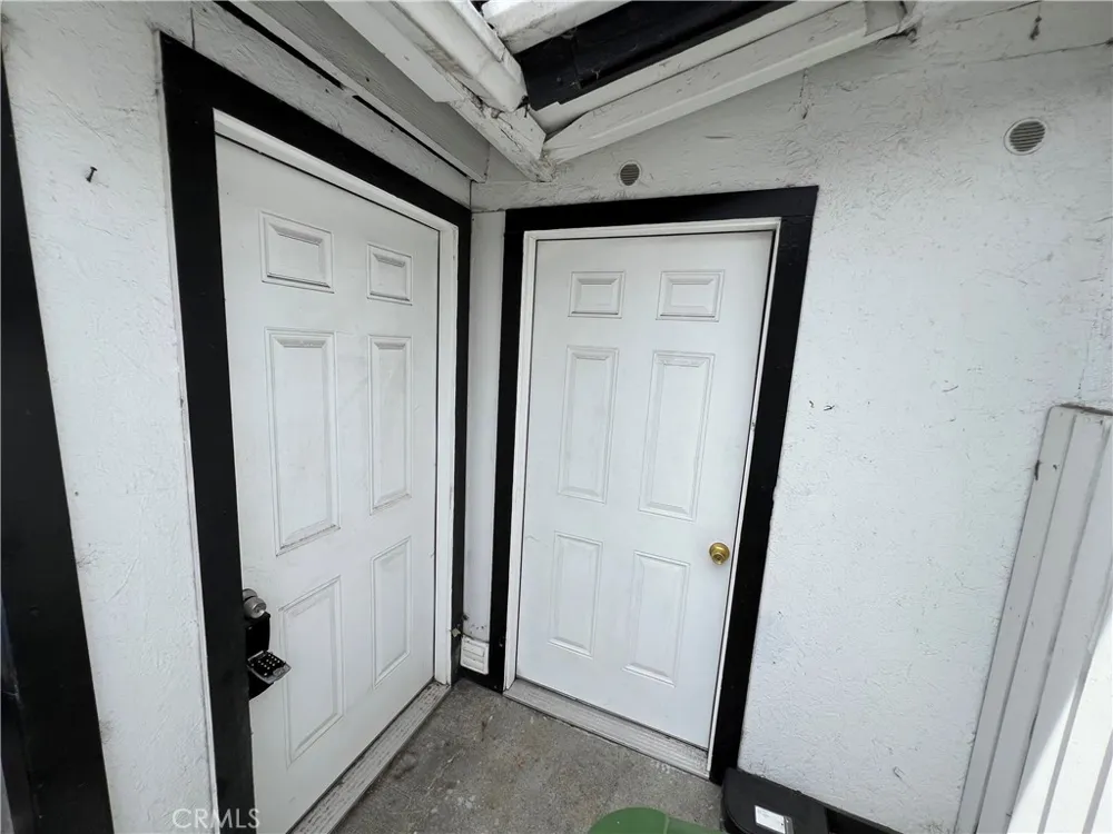 2403 Louella Avenue Venice, CA 90291