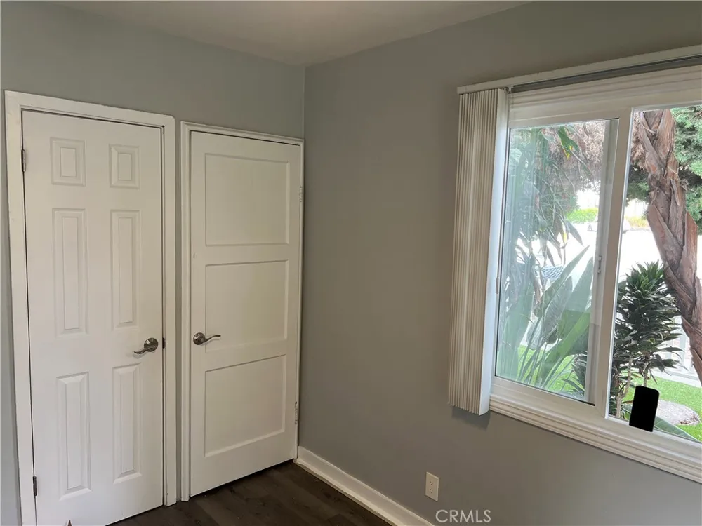 2403 Louella Avenue Venice, CA 90291