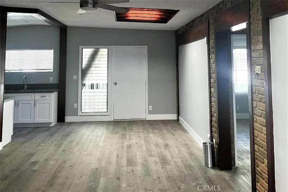 2403 Louella Avenue Venice, CA 90291