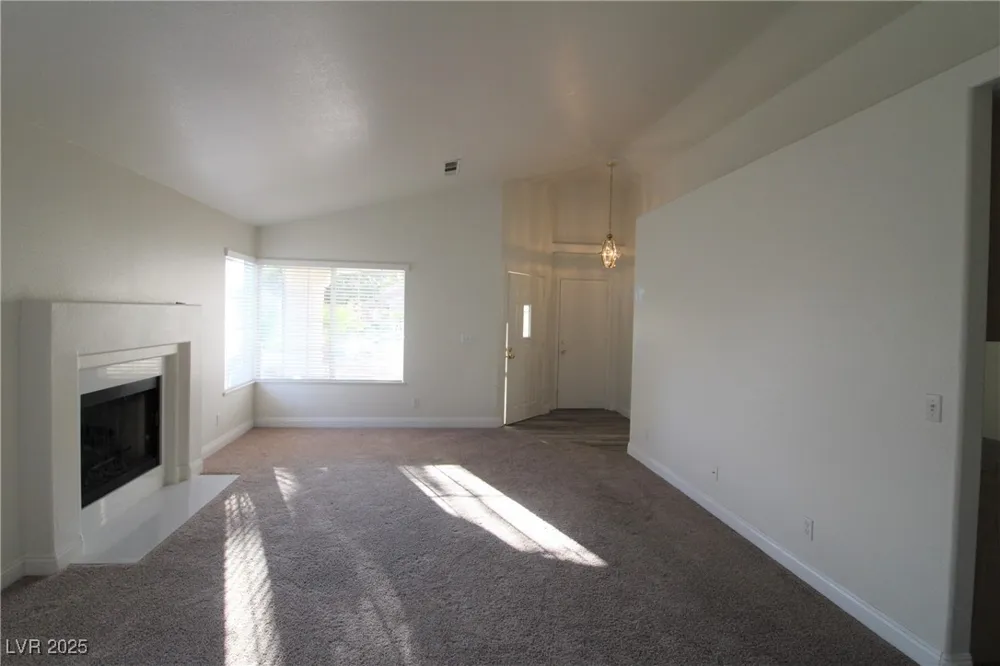 1629 British Cup Drive Las Vegas, NV 89117