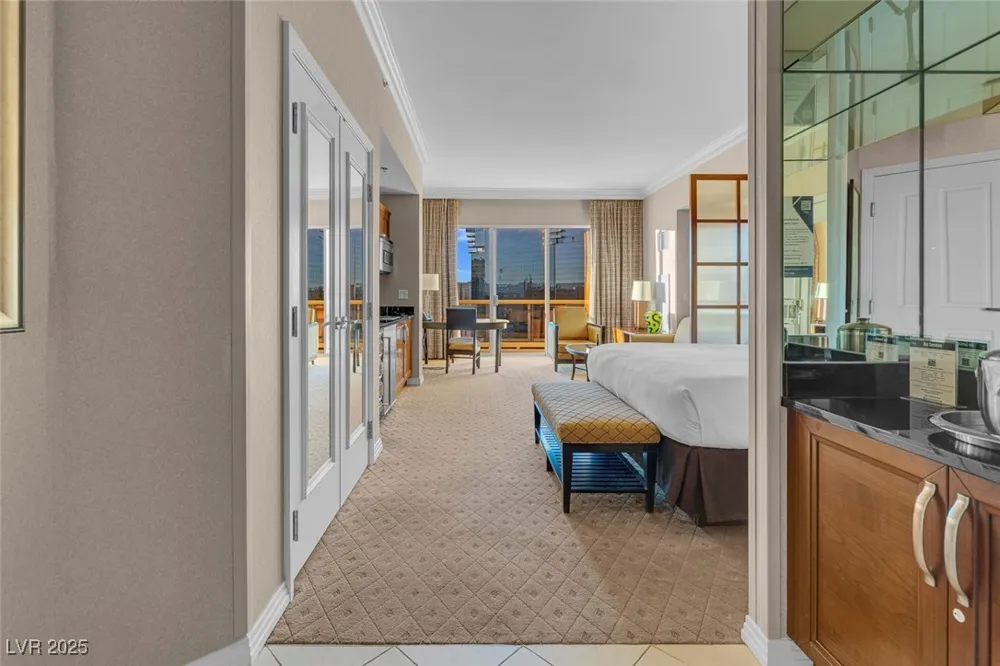 135 E Harmon Avenue #3407 Las Vegas, NV 89109