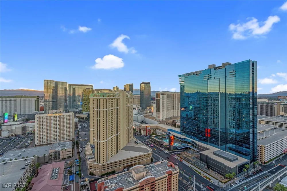 135 E Harmon Avenue #3407 Las Vegas, NV 89109