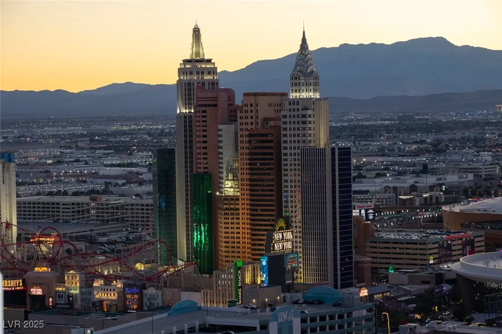 135 E Harmon Avenue #3407 Las Vegas, NV 89109