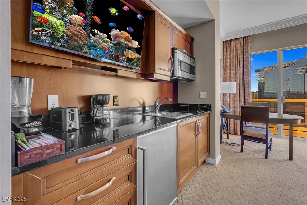 135 E Harmon Avenue #3407 Las Vegas, NV 89109
