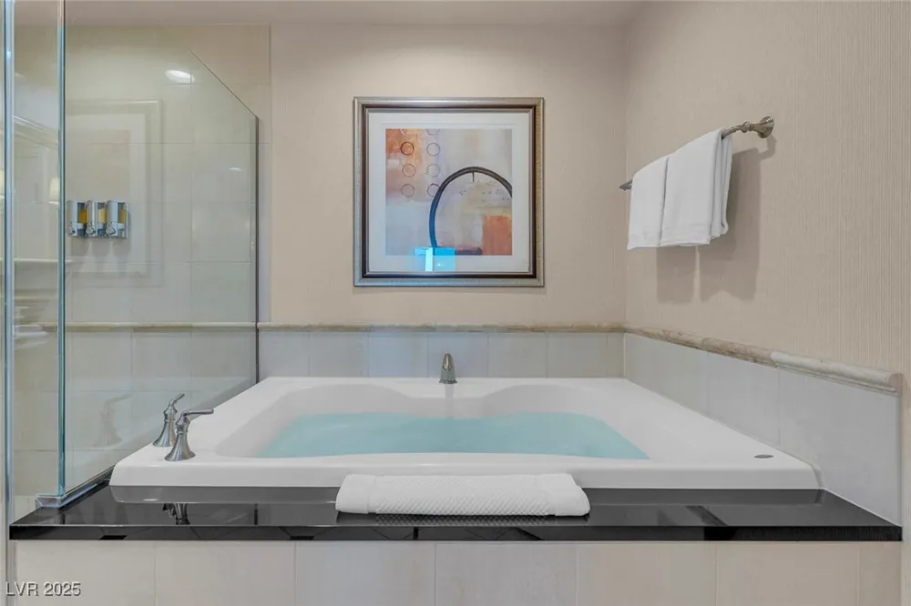 135 E Harmon Avenue #3407 Las Vegas, NV 89109